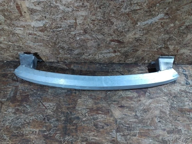 Усилитель бампера Audi A3 2008 8P1