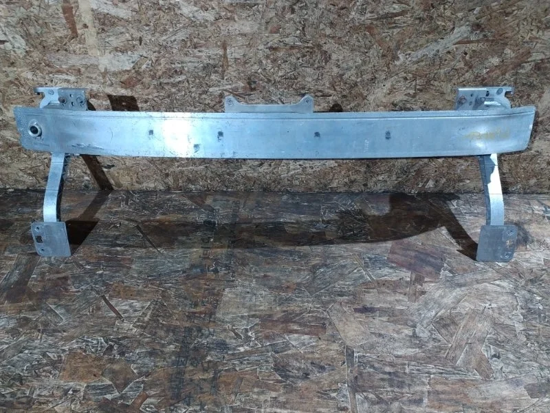 Усилитель бампера Peugeot 208 2013 CC