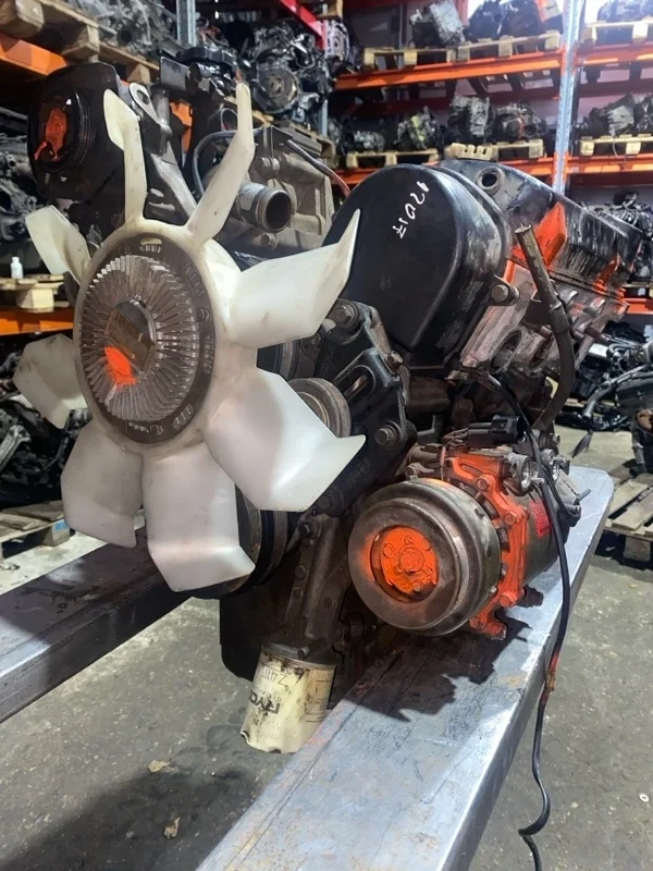 Двигатель Mitsubishi Pajero Sport 6G72 6G72 3.0