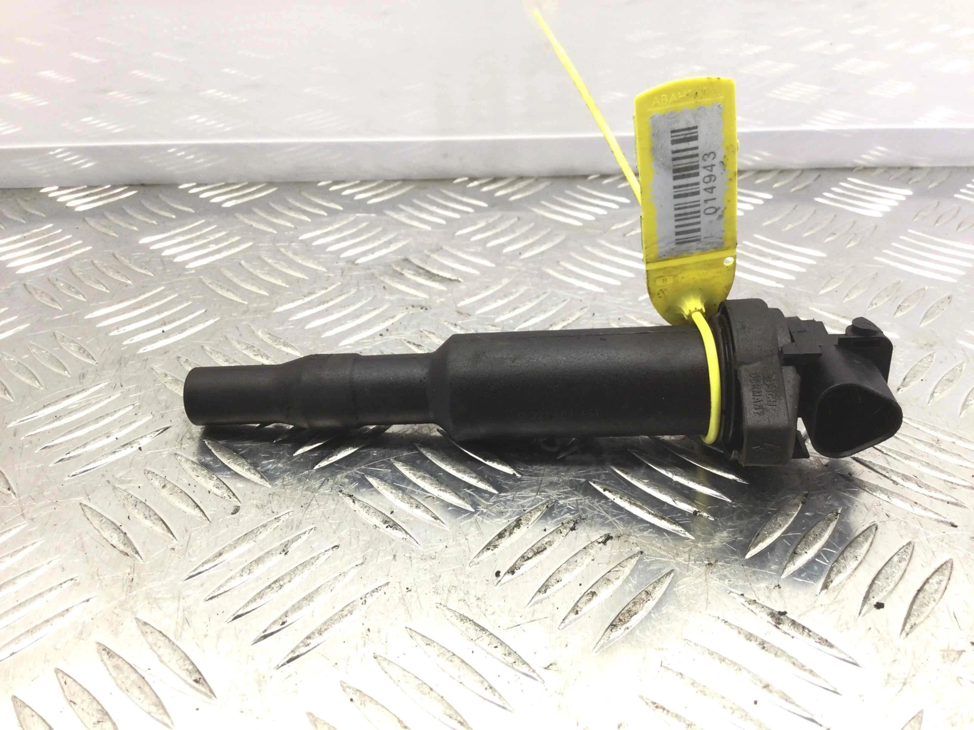 Катушка зажигания BMW 1-Series E87/E81/E82/E88 (2004-2007) бензин 2.0 i Механика Х/б