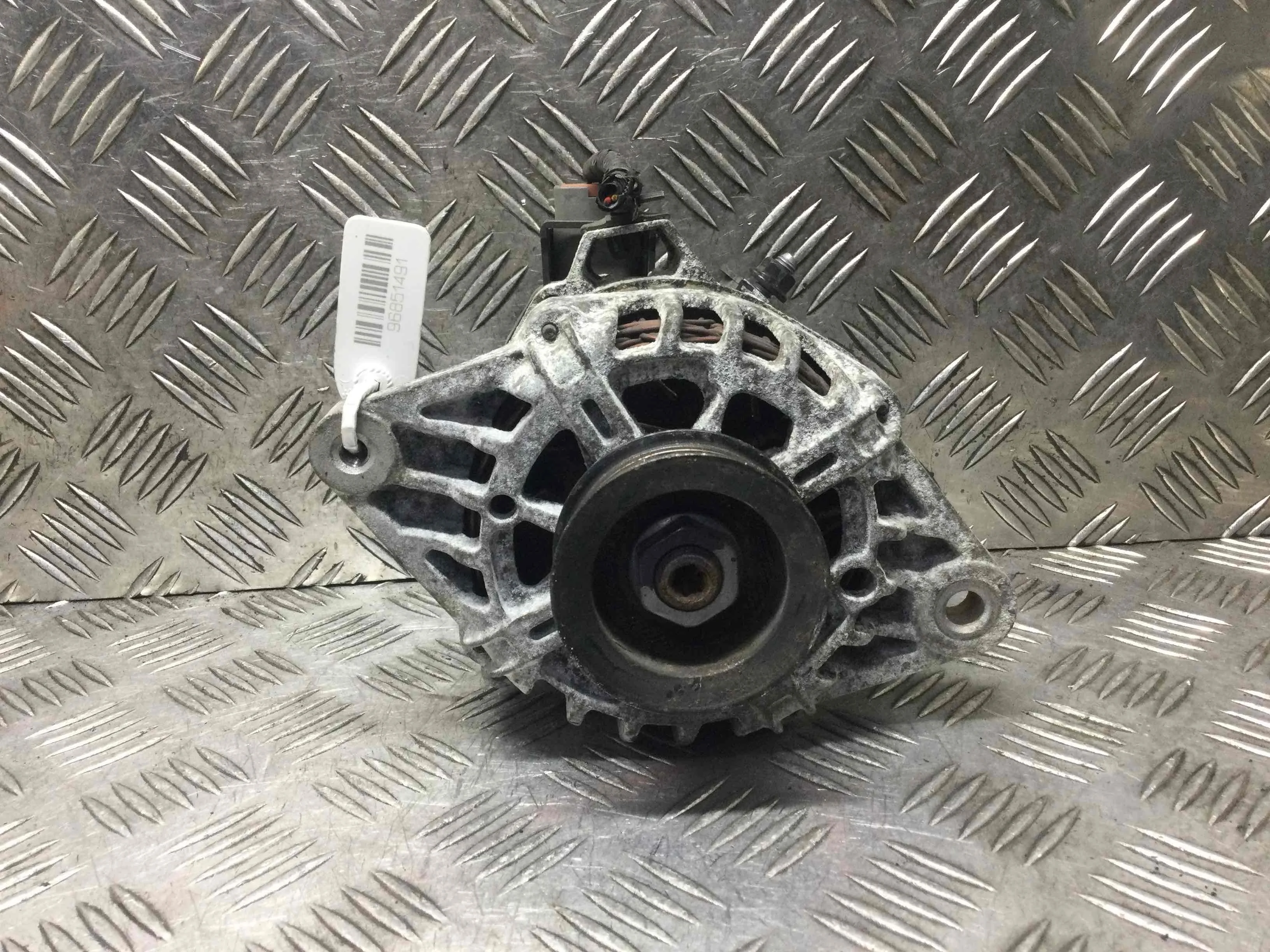 Генератор Hyundai i20 1 поколение 2008-2012г бензин 1.2 i Механика Х/б