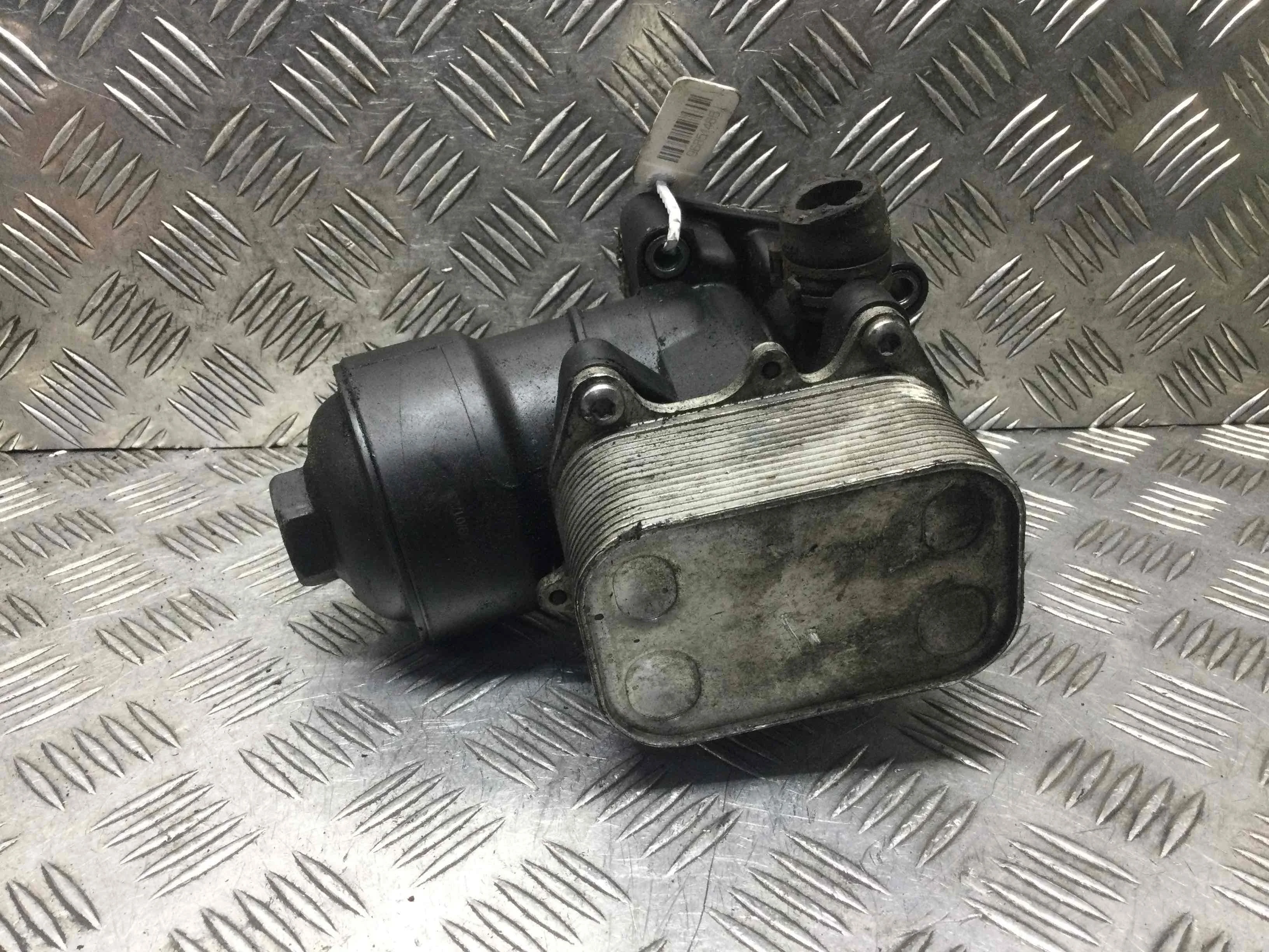 Теплообменник масляного фильтра Volkswagen Crafter 1 поколение [рестайлинг] (2011-2016) дизель 2.0 TDI Механика Микроавтобус