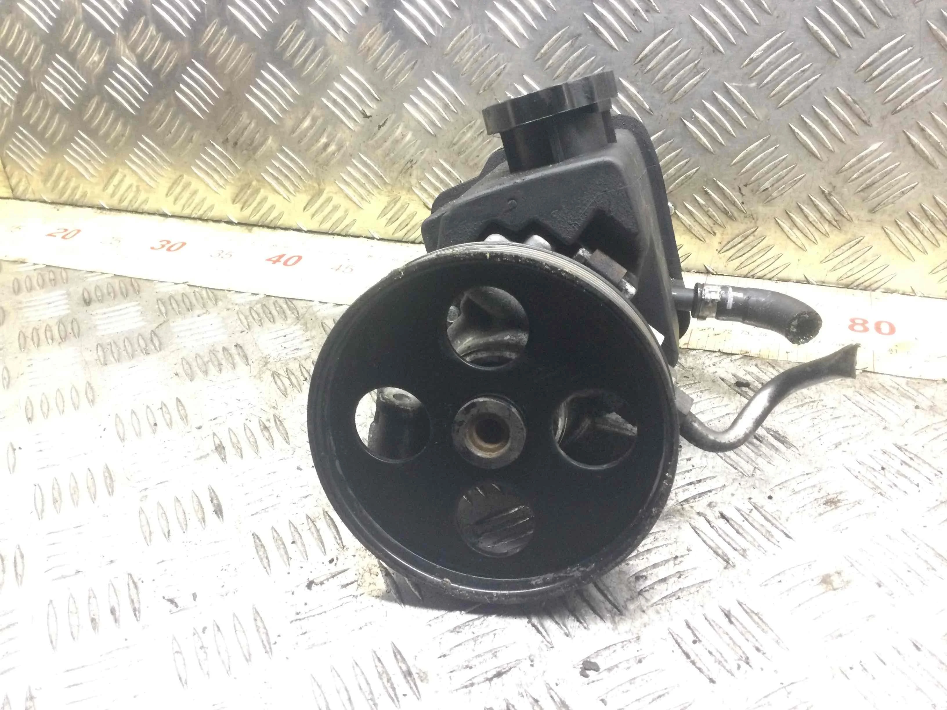 Насос гидроусилителя руля Mercedes C-klasse W204/S204 (2007-2012) дизель 2.2 CDI Автомат Седан