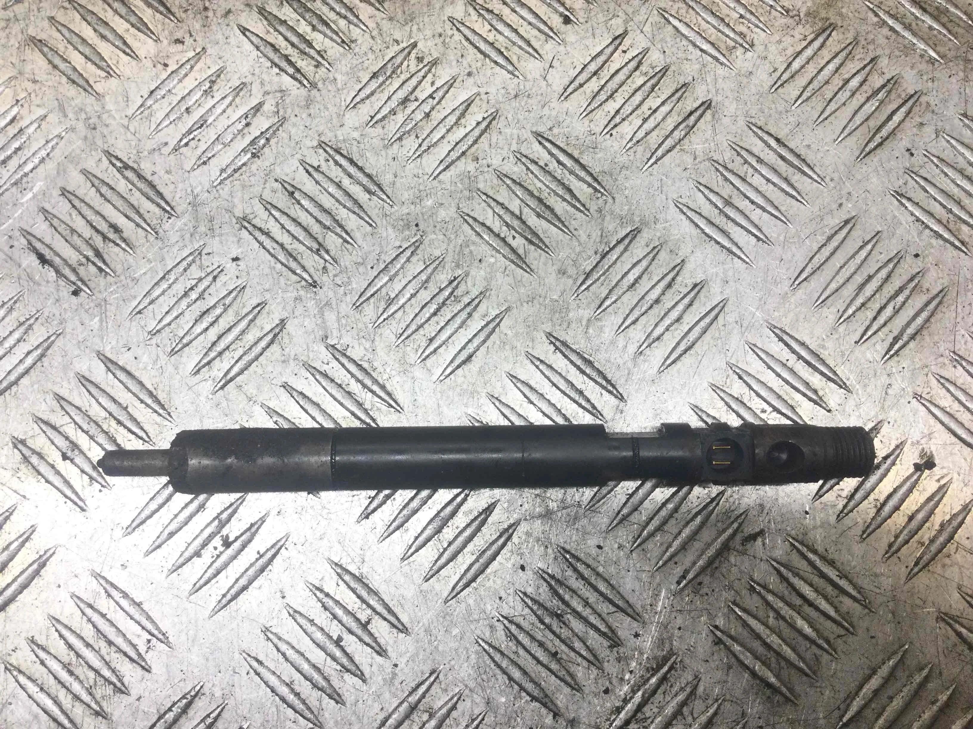 Форсунка Mercedes C-klasse W204/S204 (2007-2012) дизель 2.2 CDI Механика Седан