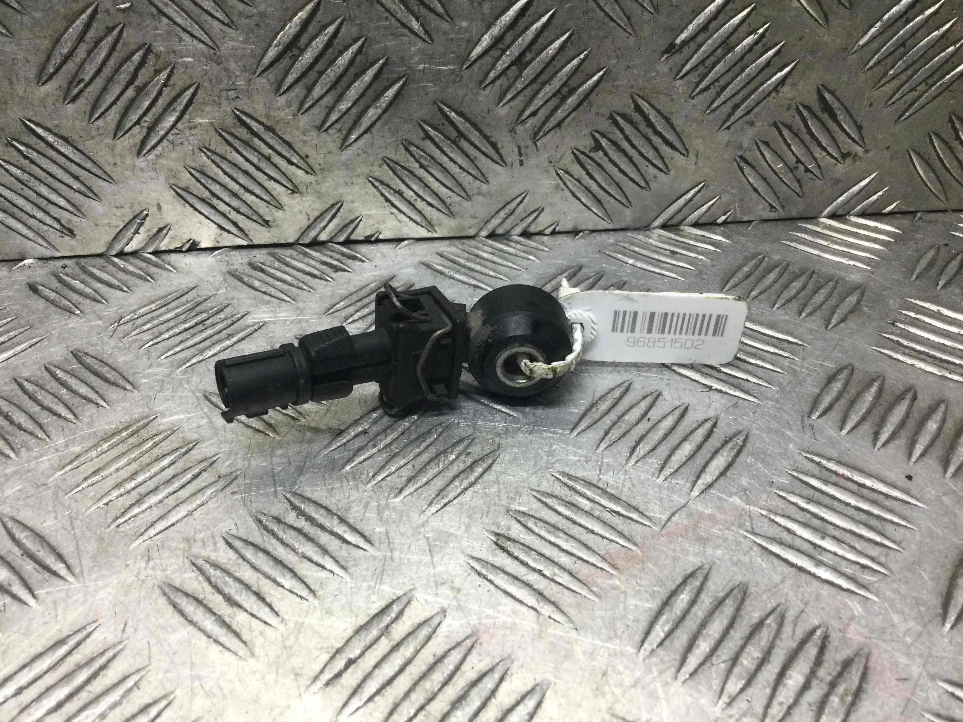 Датчик детонации Opel Astra H рестайлинг 2007 - 2010 бензин 1.6 i Механика