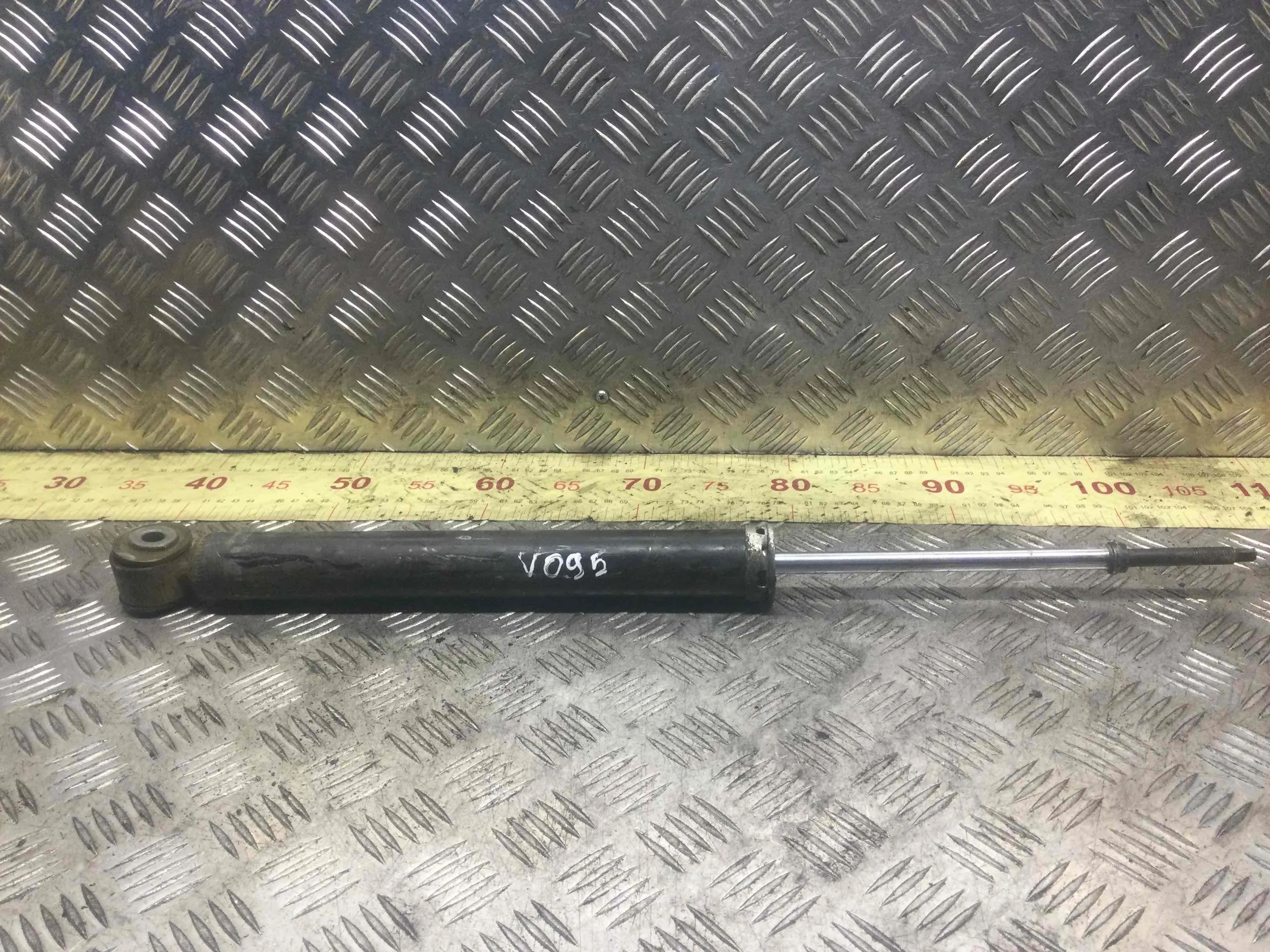 Амортизатор задний Nissan Tiida Tiida C11 [рестайлинг] (2007-2014) бензин 1.6 i Механика Х/б