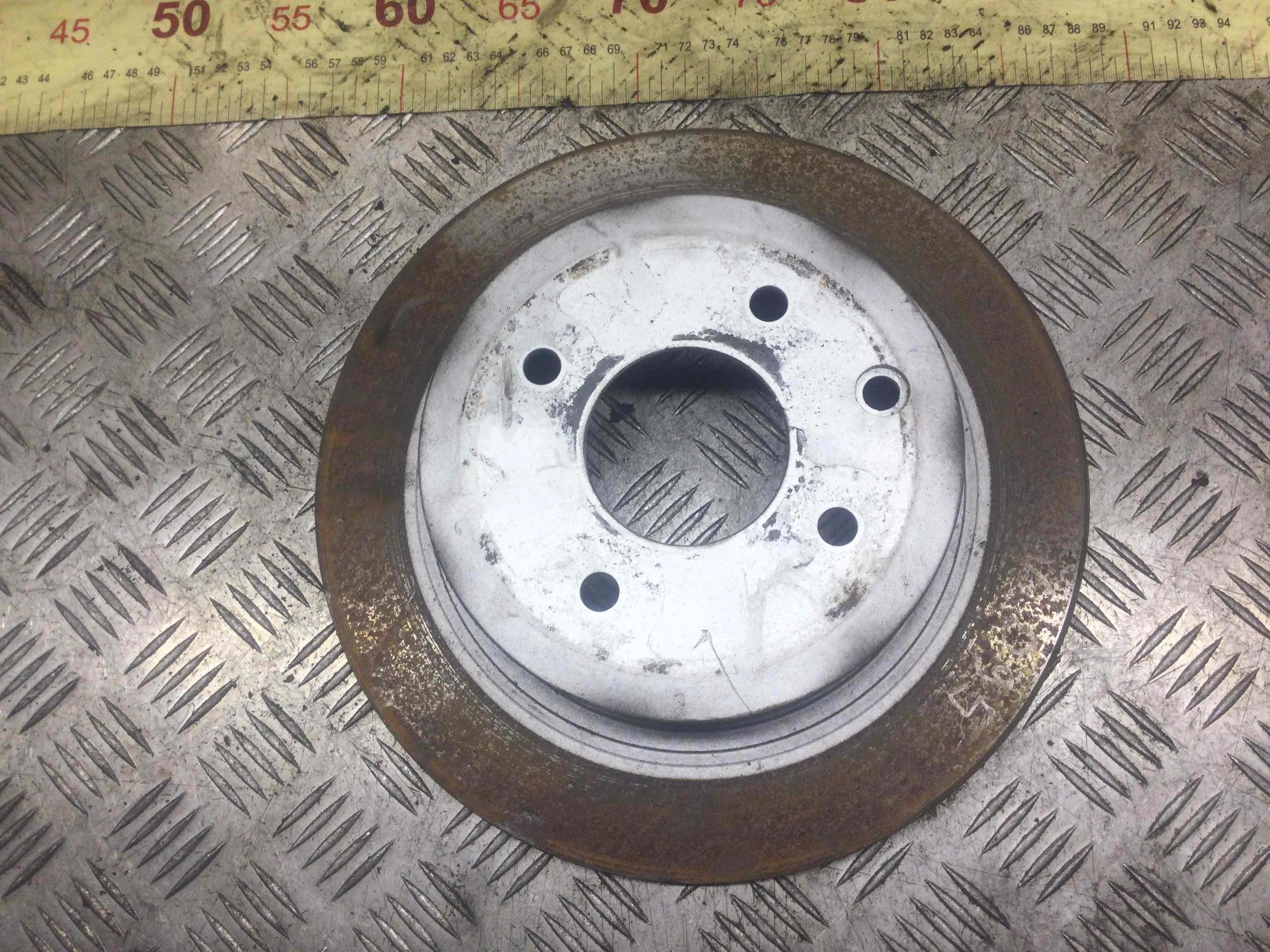 Диск тормозной задний Nissan Tiida Tiida C11 [рестайлинг] (2007-2014) бензин 1.6 i Механика Х/б