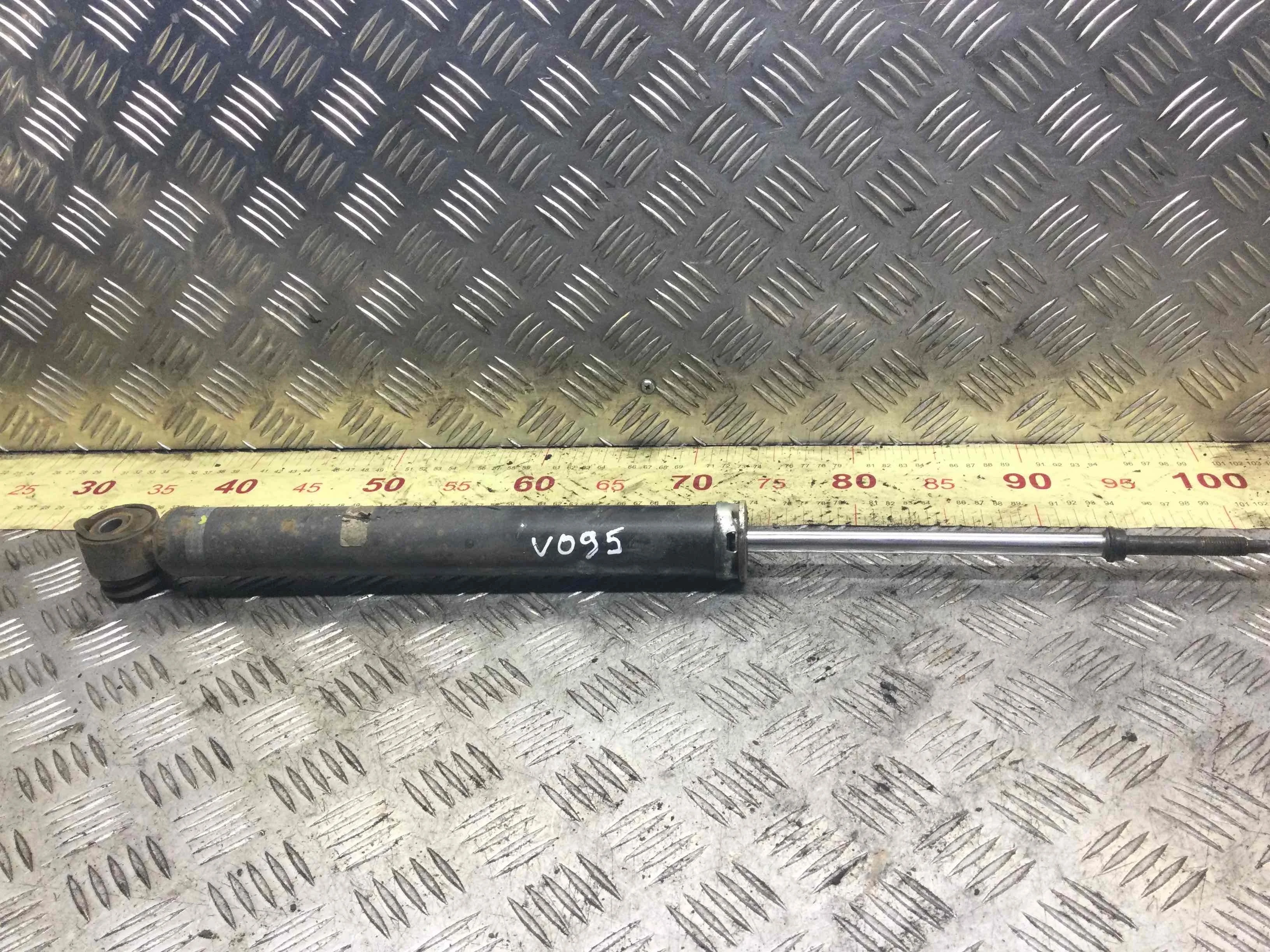 Амортизатор задний Nissan Tiida Tiida C11 [рестайлинг] (2007-2014) бензин 1.6 i Механика Х/б