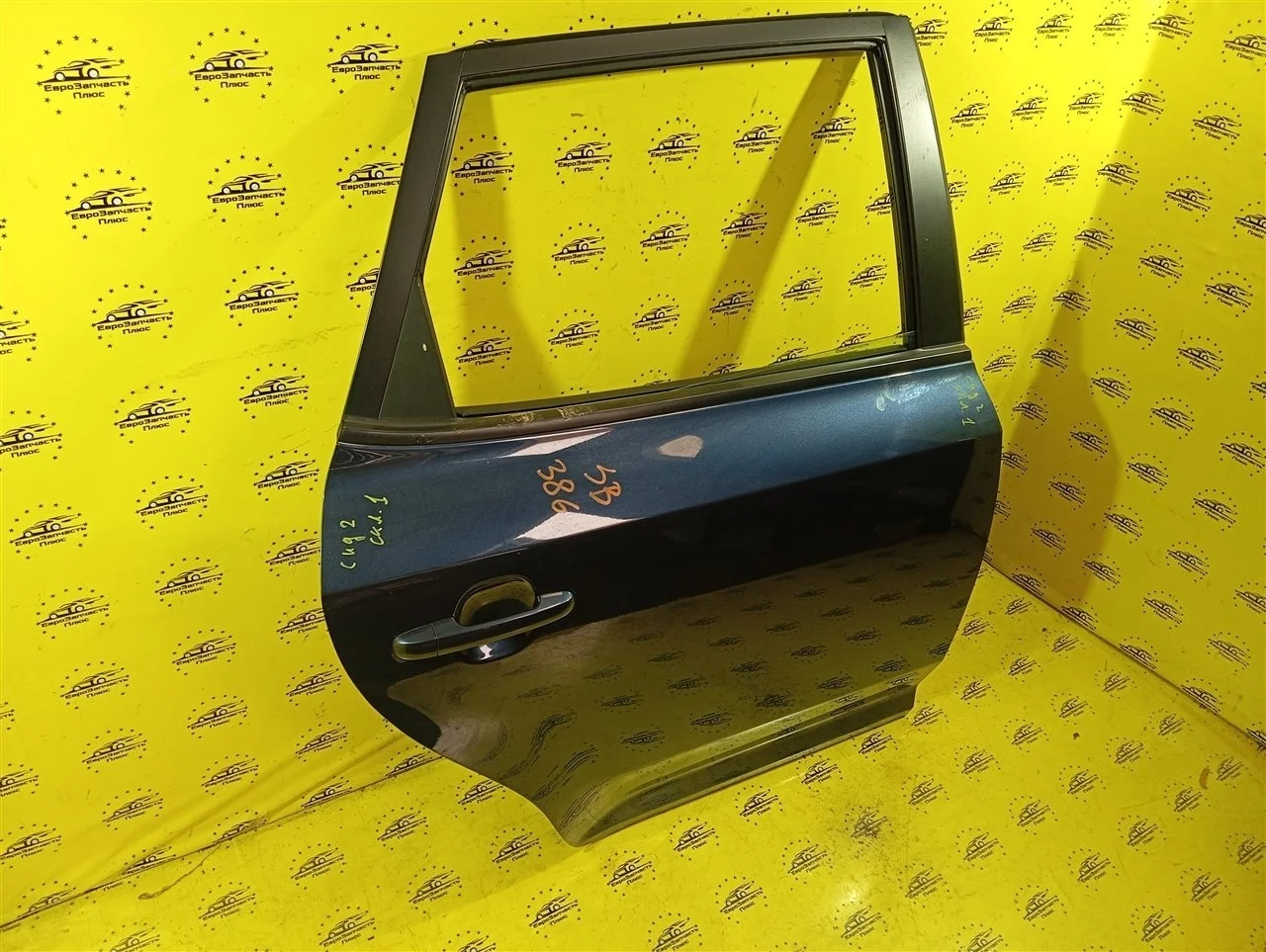 Дверь Kia Ceed 1 770041H000 ED, задняя правая