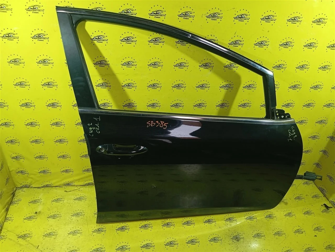 Дверь Kia Ceed 2 76004A2000 JD, передняя правая