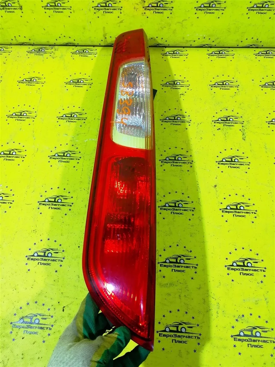 Фонарь Ford Focus 2 1420451, задний левый