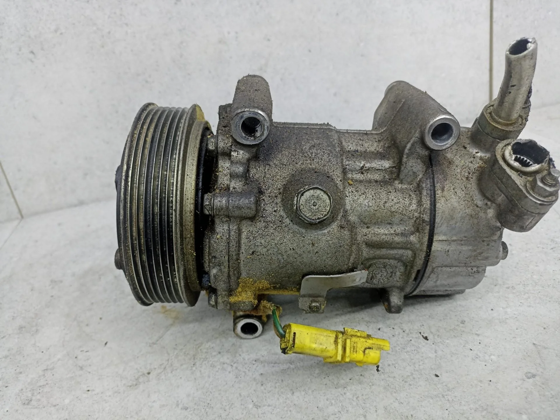 Компрессор кондиционера Peugeot 307 2005