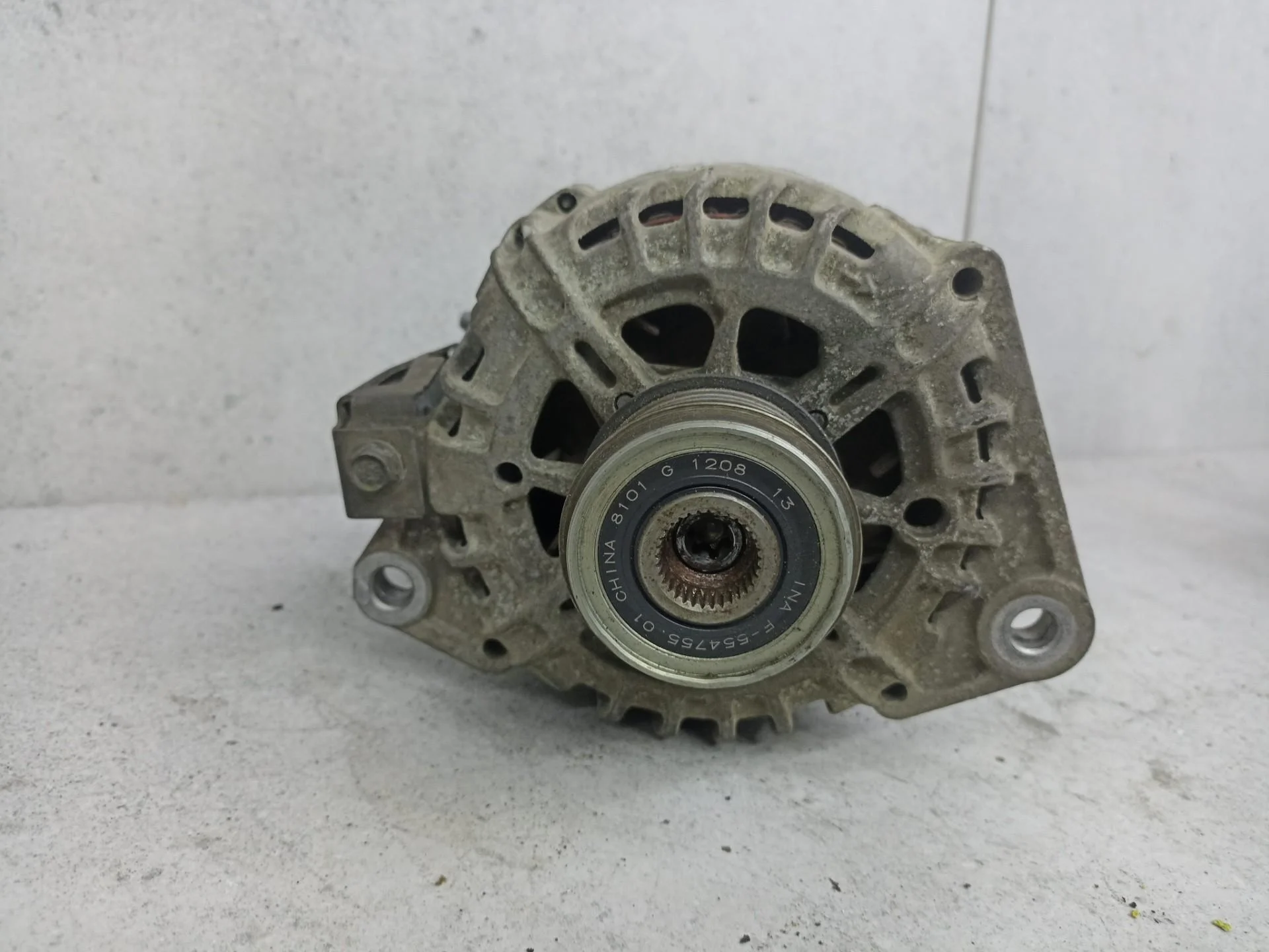 Генератор Nissan X-Trail T31 рест. 2013 23100JA02C