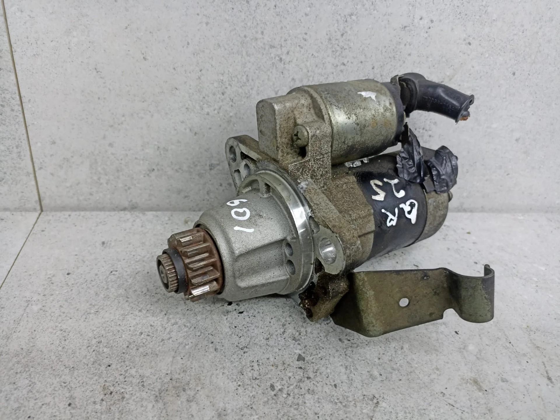 Стартер Nissan X-Trail T30 2004 233008H300