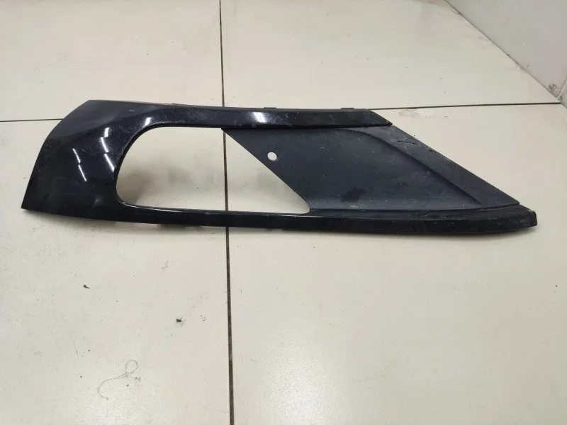 Рамка противотуманной фары левая Volkswagen