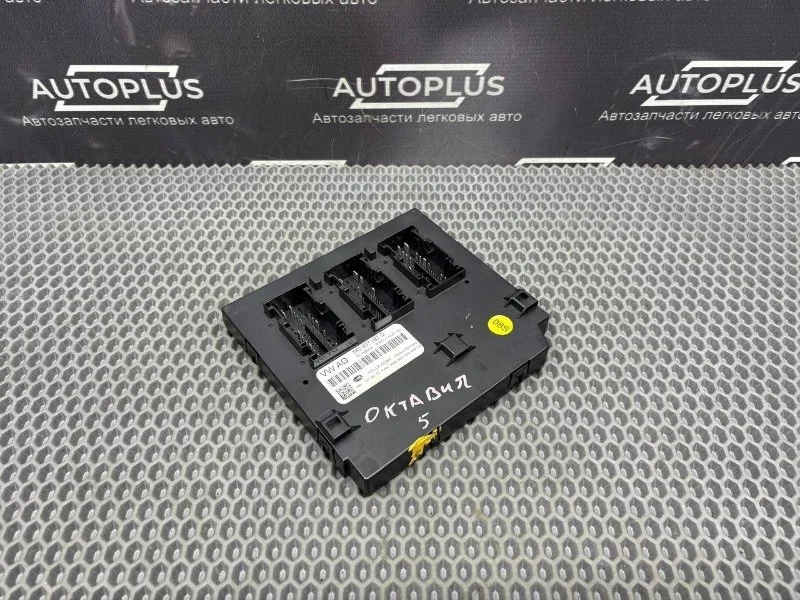 Блок комфорта Skoda Octavia 2011 1K0937087 ЛИФТБЭК А5 1.4 CAXA