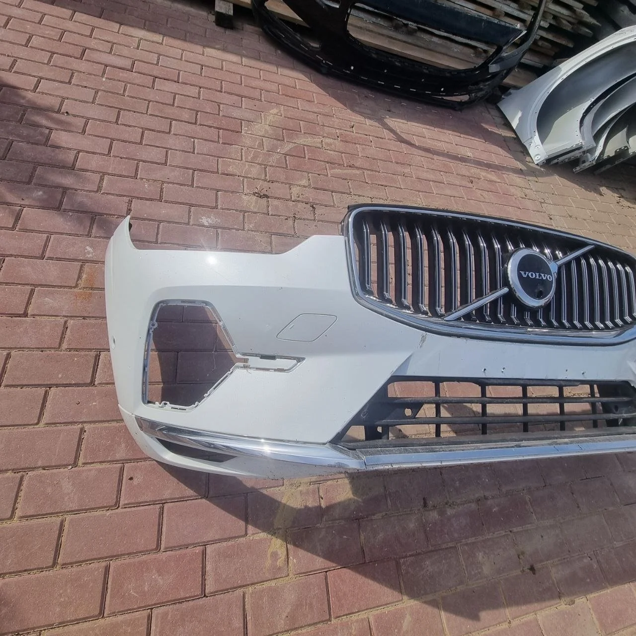 Бампер передний Volvo XC60 2 rest 2021 Внедорожник