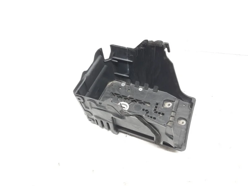 Площадка акб Land Rover Range Evoque 2011-2016 L538