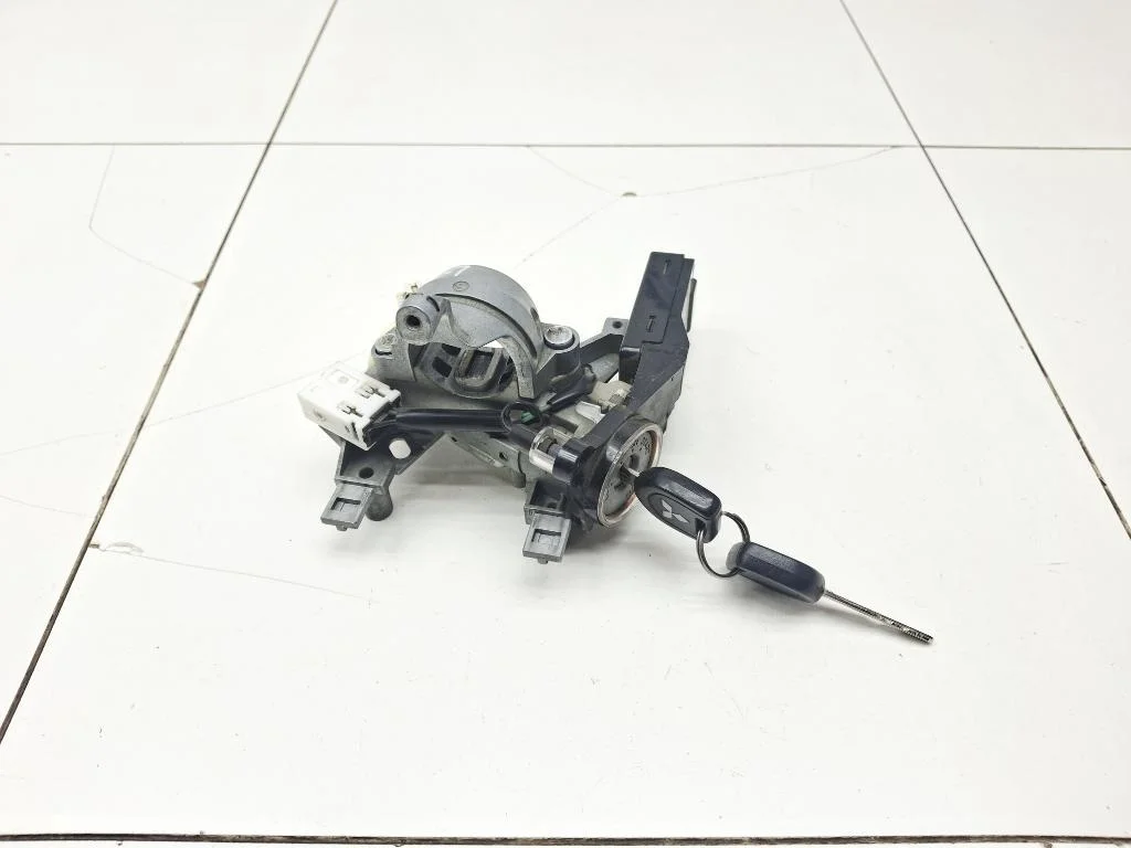 Замок зажигания Mitsubishi Lancer 10 2008 CY