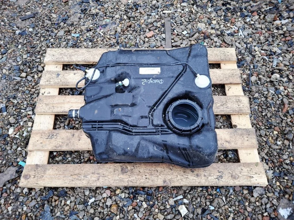 Бак топливный Ford Focus 2