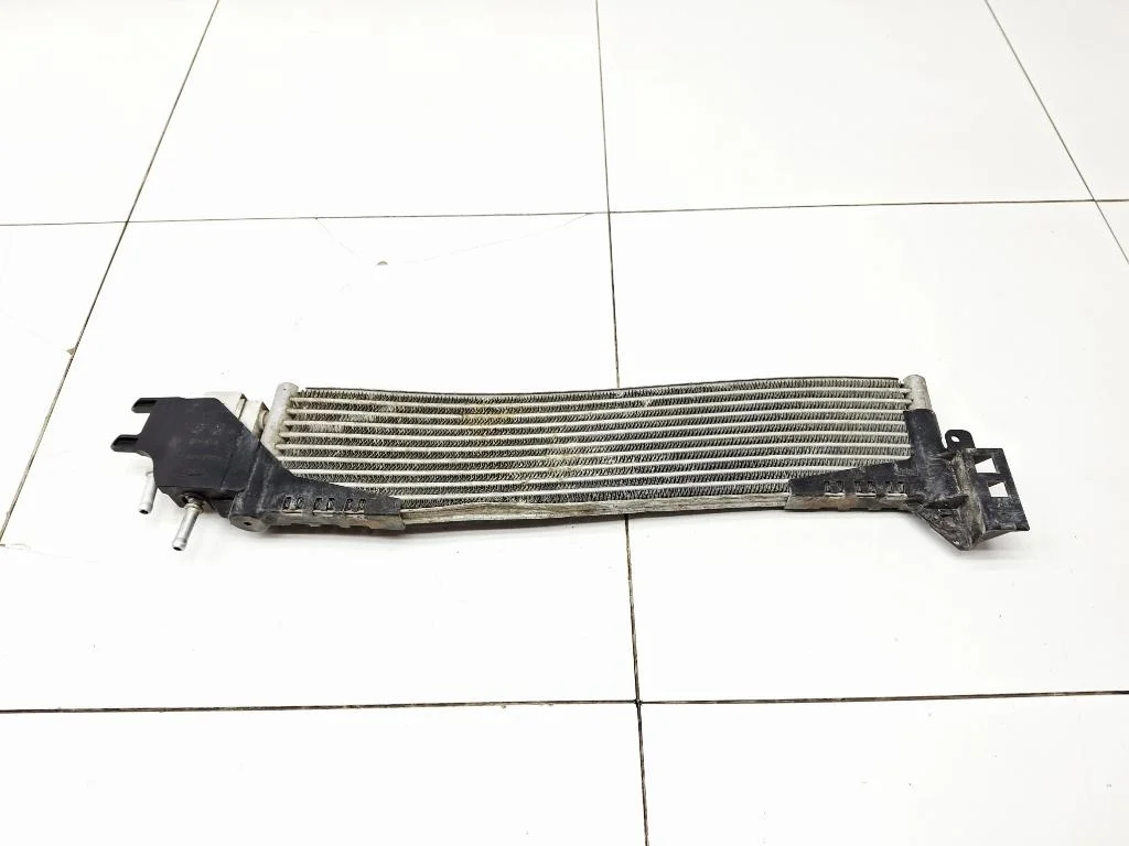 Радиатор масляный Renault Kaptur 2020