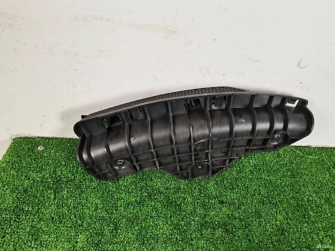 Кронштейн левой фары ford kuga 2 дорестайлинг