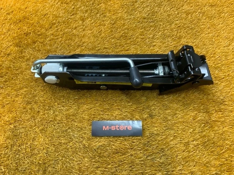 Домкрат Audi A3 2010 1K0011031J 8P CAXC