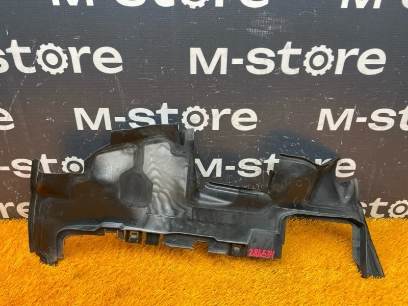 Воздуховод радиатора Audi Q3 2012 8U0121283C 8U CPS, левый