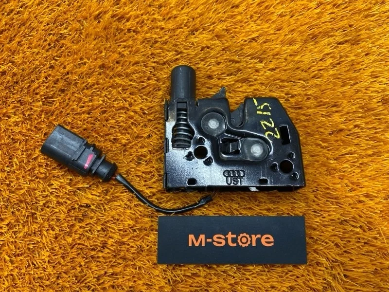 Замок капота Audi Q3 2012 8U0823509 8U CPS