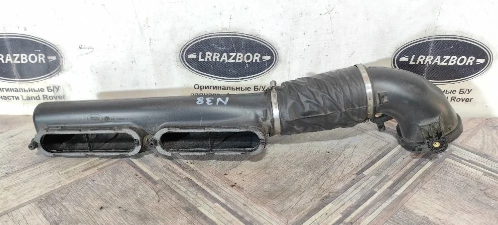 Патрубок воздушный Land Rover Range Rover IV (2012—2017) 508PS