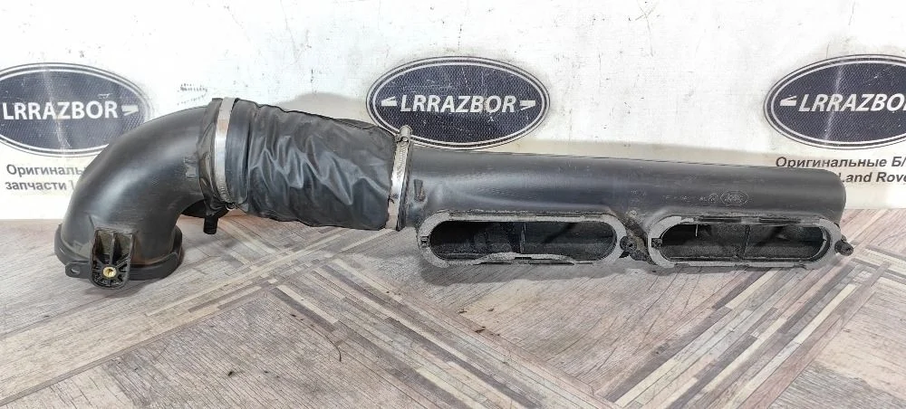 Патрубок воздушный Land Rover Range Rover IV (2012—2017) 508PS