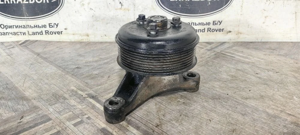 Кронштейн вентилятора радиатора Land Rover Discovery III (2004—2009) 276DT