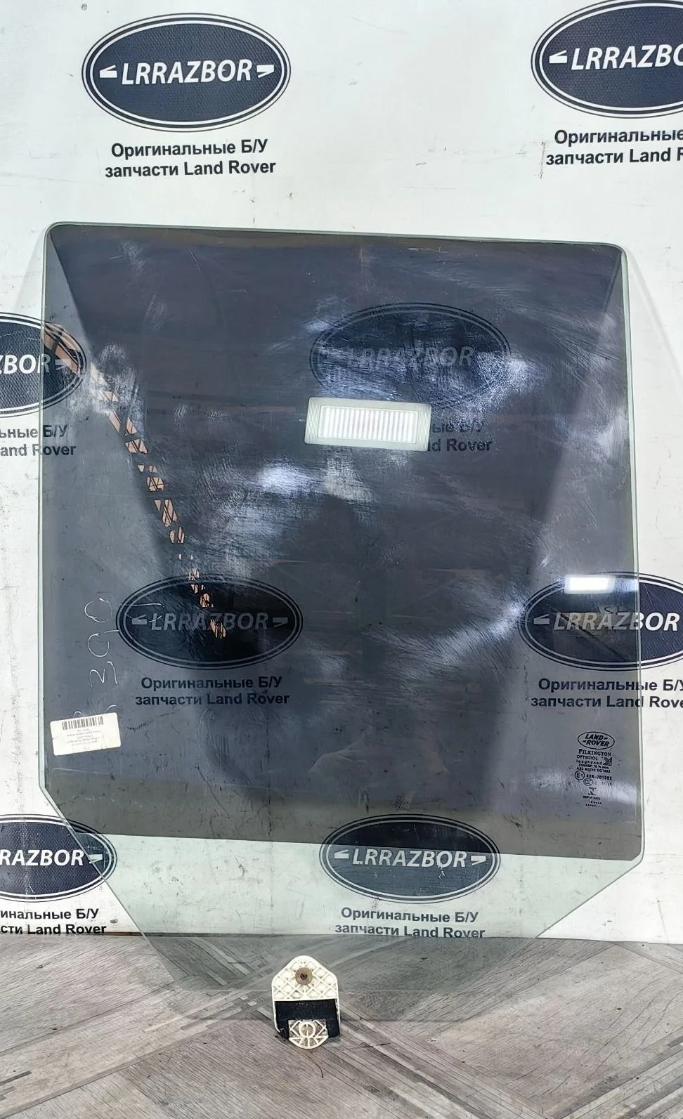Стекло двери задней правой Land Rover Range Rover Sport I (2005—2009)
