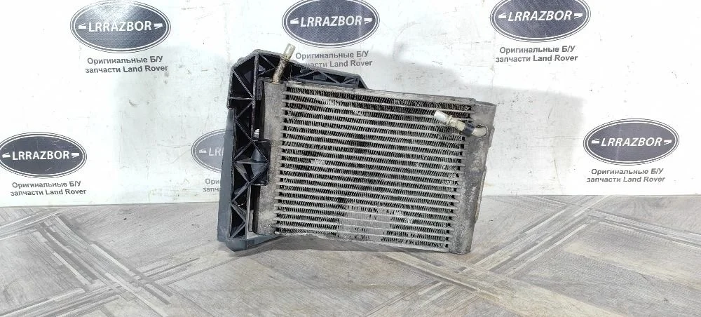 Радиатор дополнительный системы охлаждения Land Rover Range Rover III рестайлинг (2005—2009) 428PS