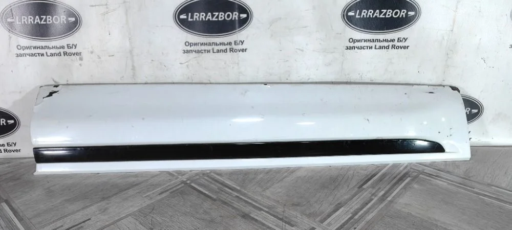 Молдинг двери передний левый Land Rover Range Rover Evoque I (2011—2015) 224DT