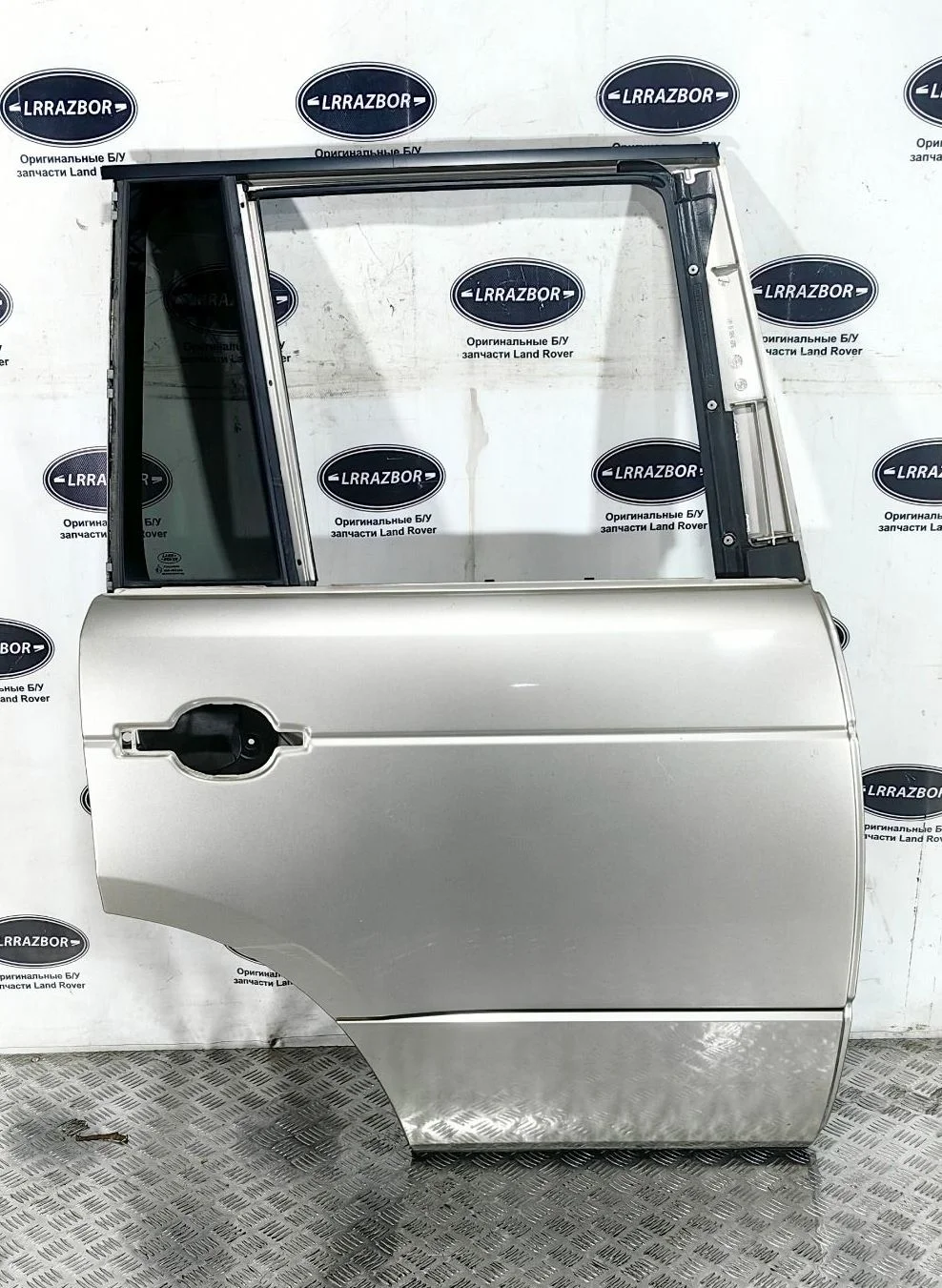 Дверь задняя правая Land Rover Range Rover III рестайлинг (2005—2009) 448DT