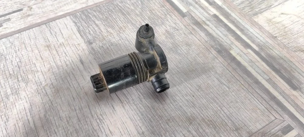 Моторчик омывателя лобового стекла Land Rover Freelander II (2006—2010) 224DT