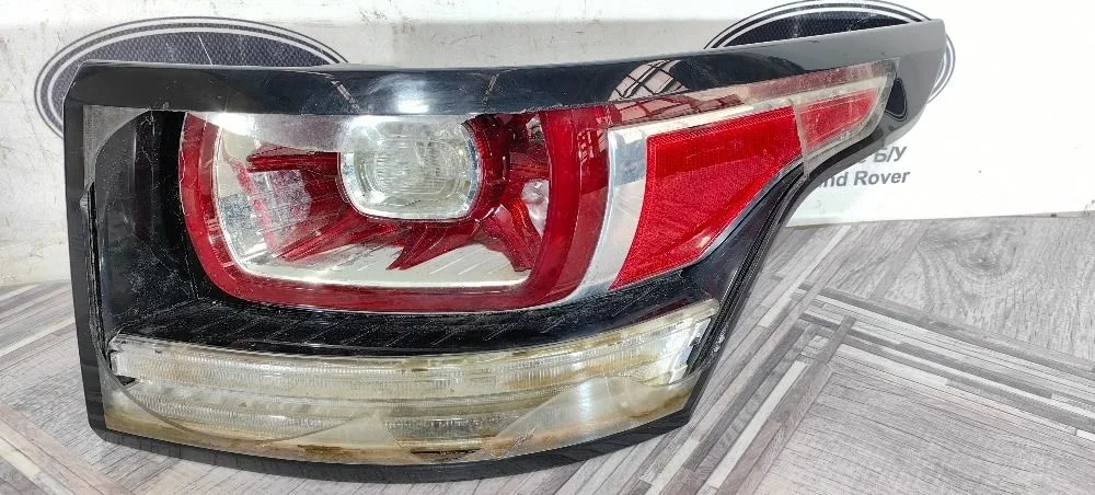 Фонарь задний правый Land Rover Range Rover Sport II (2013—2017) J200
