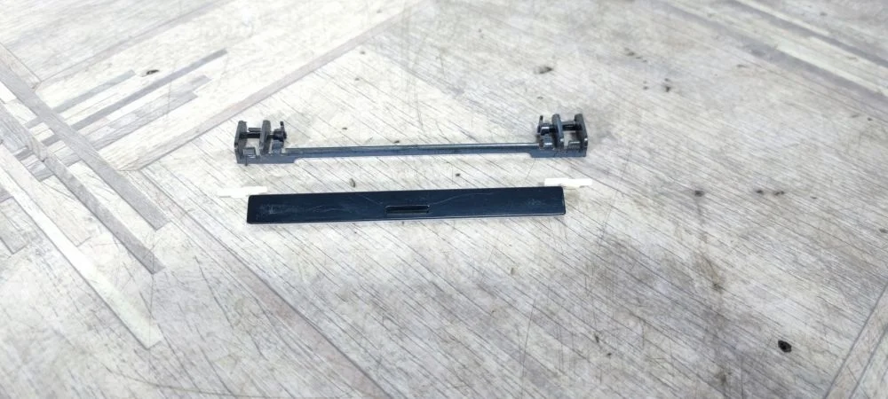 Заглушка рейлинга Land Rover Range Rover III рестайлинг 2 (2009—2012) 448DT