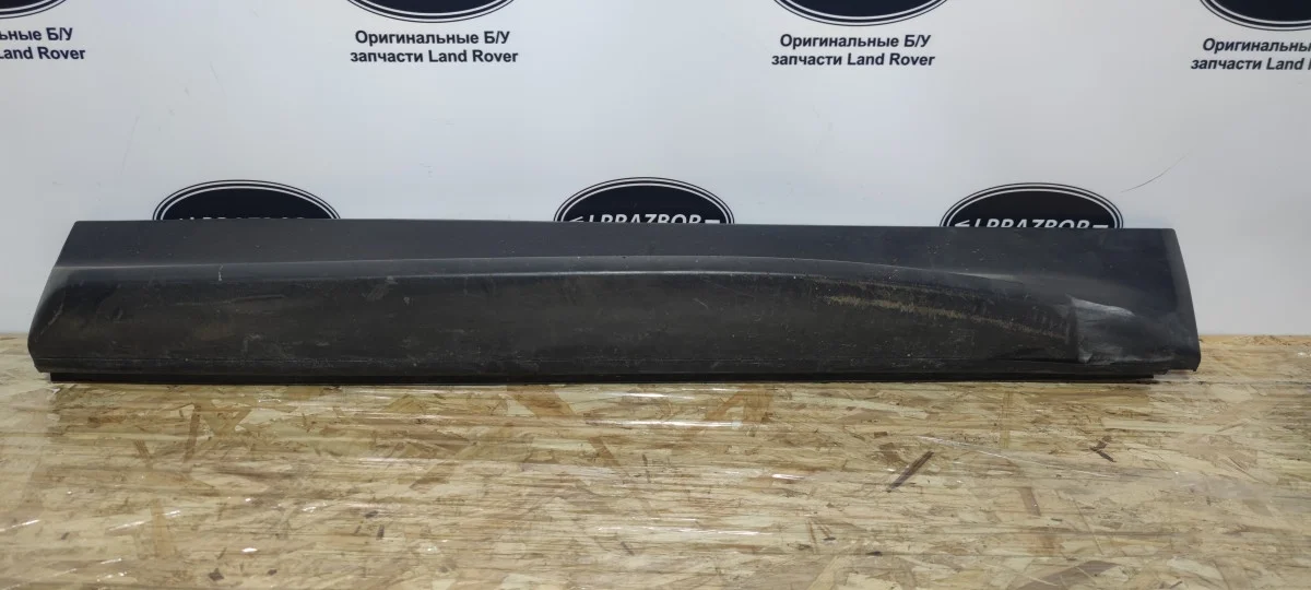 Молдинг передней правой двери Land Rover Range Rover Sport I рестайлинг (2009—2013) 508PS
