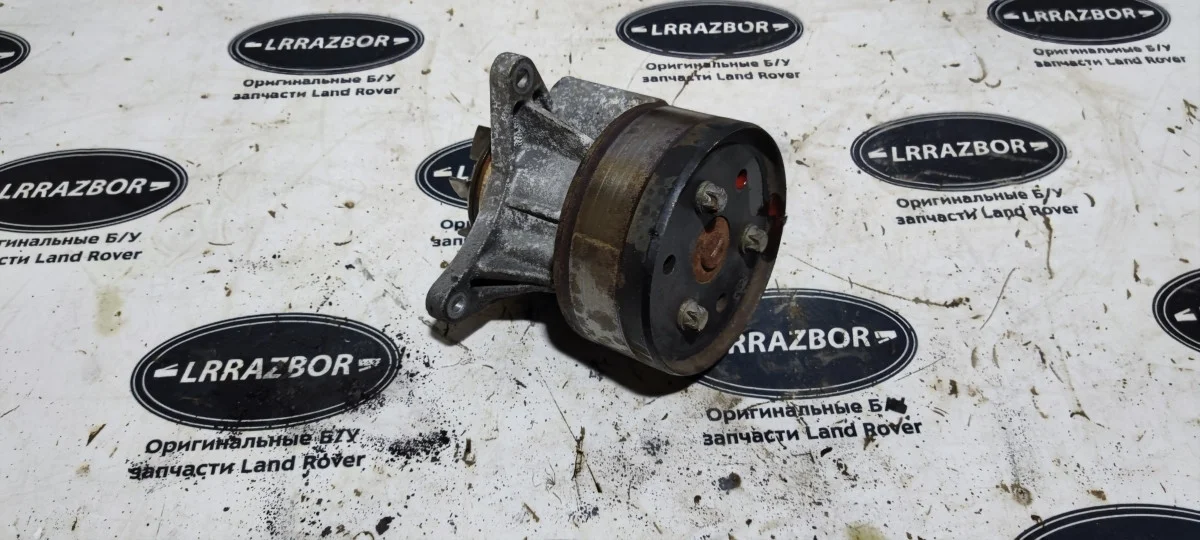 Насос водяной (помпа) Land Rover Discovery III (2004—2009) 276DT