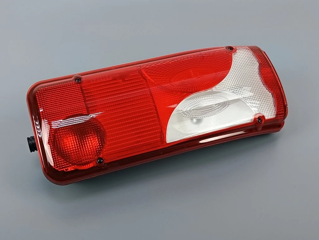 Фонарь Mercedes-Benz Sprinter W906