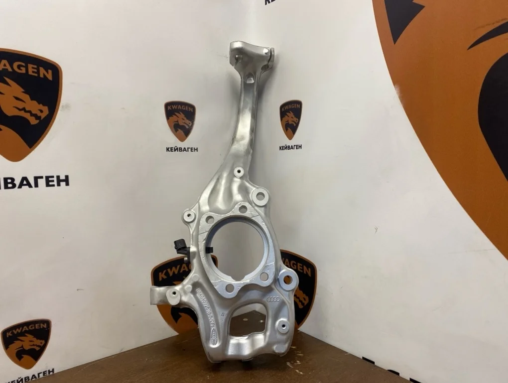 Кулак поворотный Audi A4 2012 B8