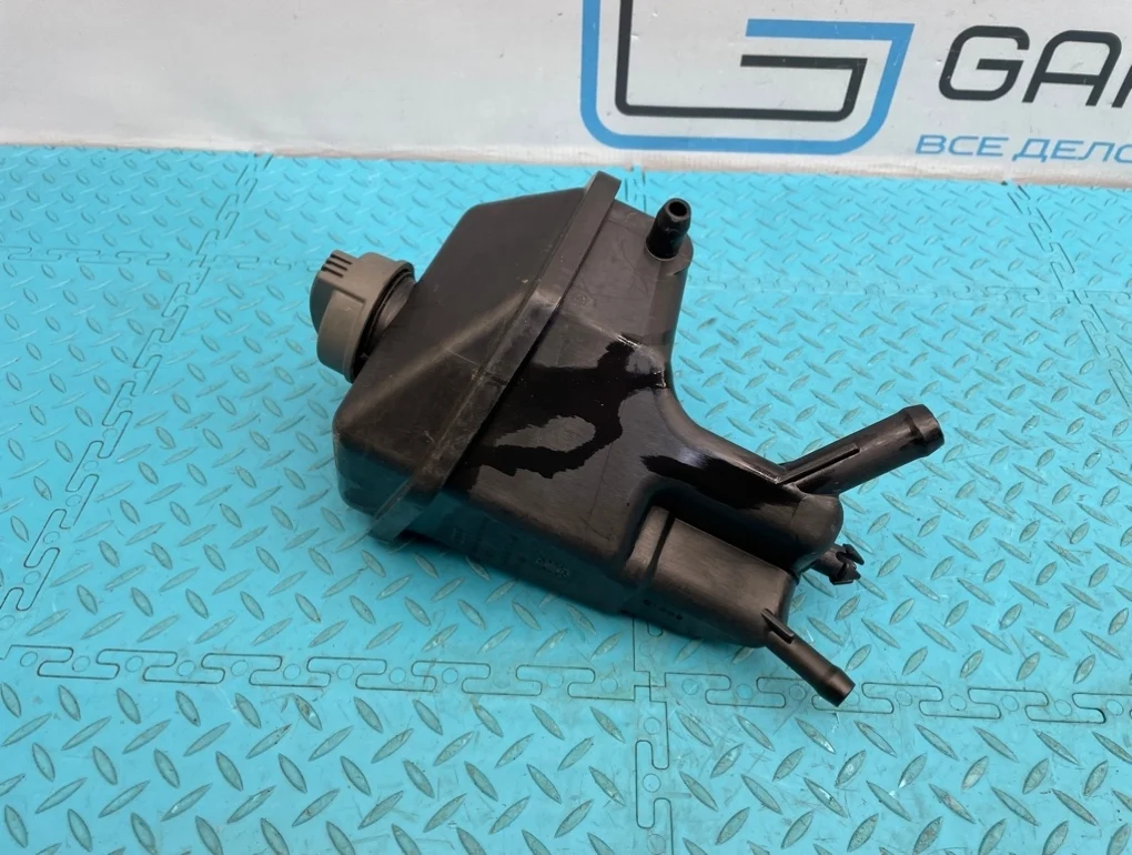 Бачок ГУР Audi A8 2005 4E0422373N D3 BFM 4.2