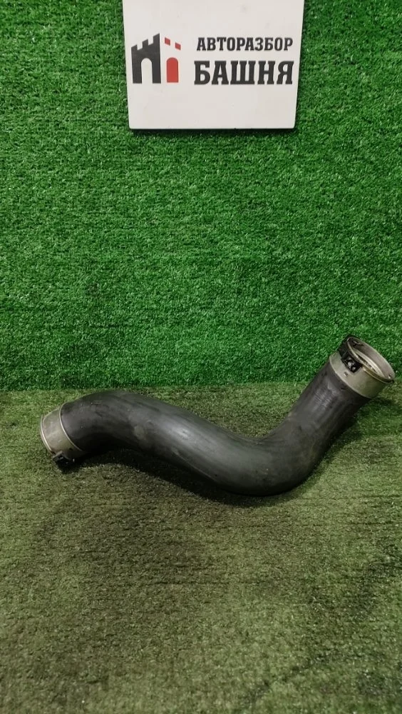 Патрубок интеркулера Mercedes E-Class 2011 A2045282582 W207 271.860, левый