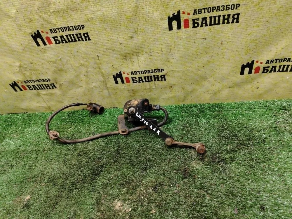 Датчик положения подвески Lexus LX570 2008 8940760031 URJ201 3URFE, задний правый