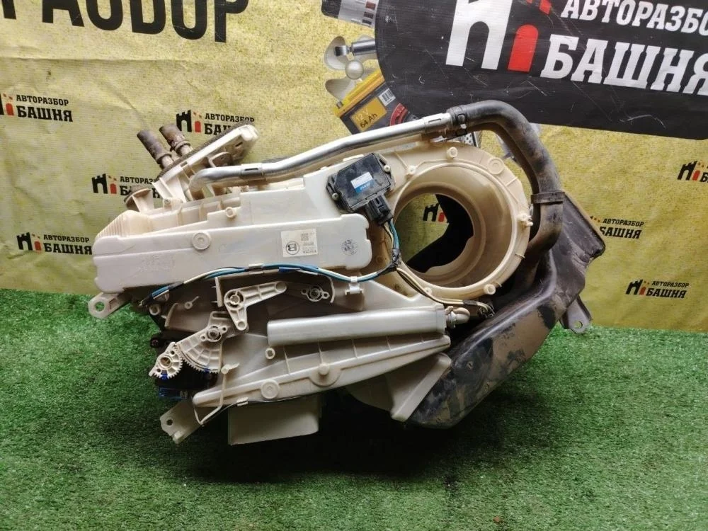 Корпус печки Lexus Lx570 2008 8703060030 URJ201 3URFE, задний