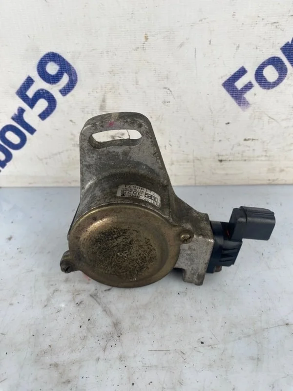 Распределитель зажигания Suzuki Grand Vitara 2002 3310065D00 TL52 2.0 (J20A)