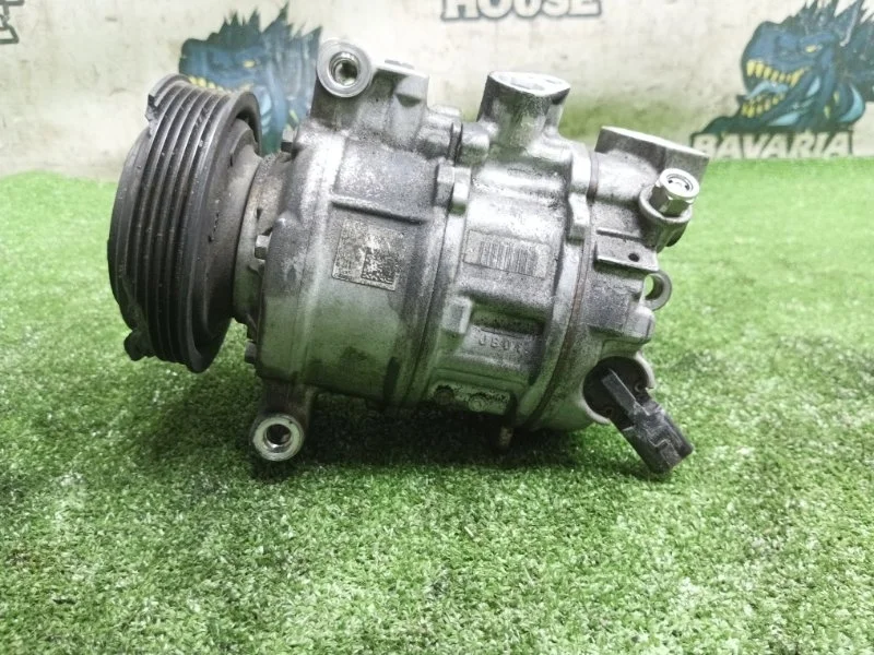 Компрессор кондиционера Audi A4 2014 8T0260805E B8 CDN