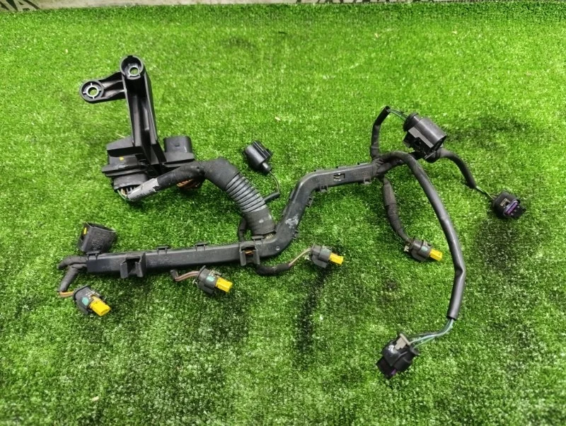 Проводка форсунок Audi A4 2014 06H971627 B8 CDN